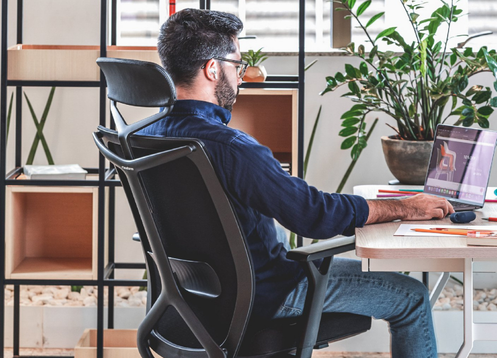 Móveis de escritório: 7 dicas para não errar nas escolhas